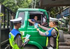 Ditlantas Polda Jatim Tertibkan Penggunaan Lajur Jalan Tol